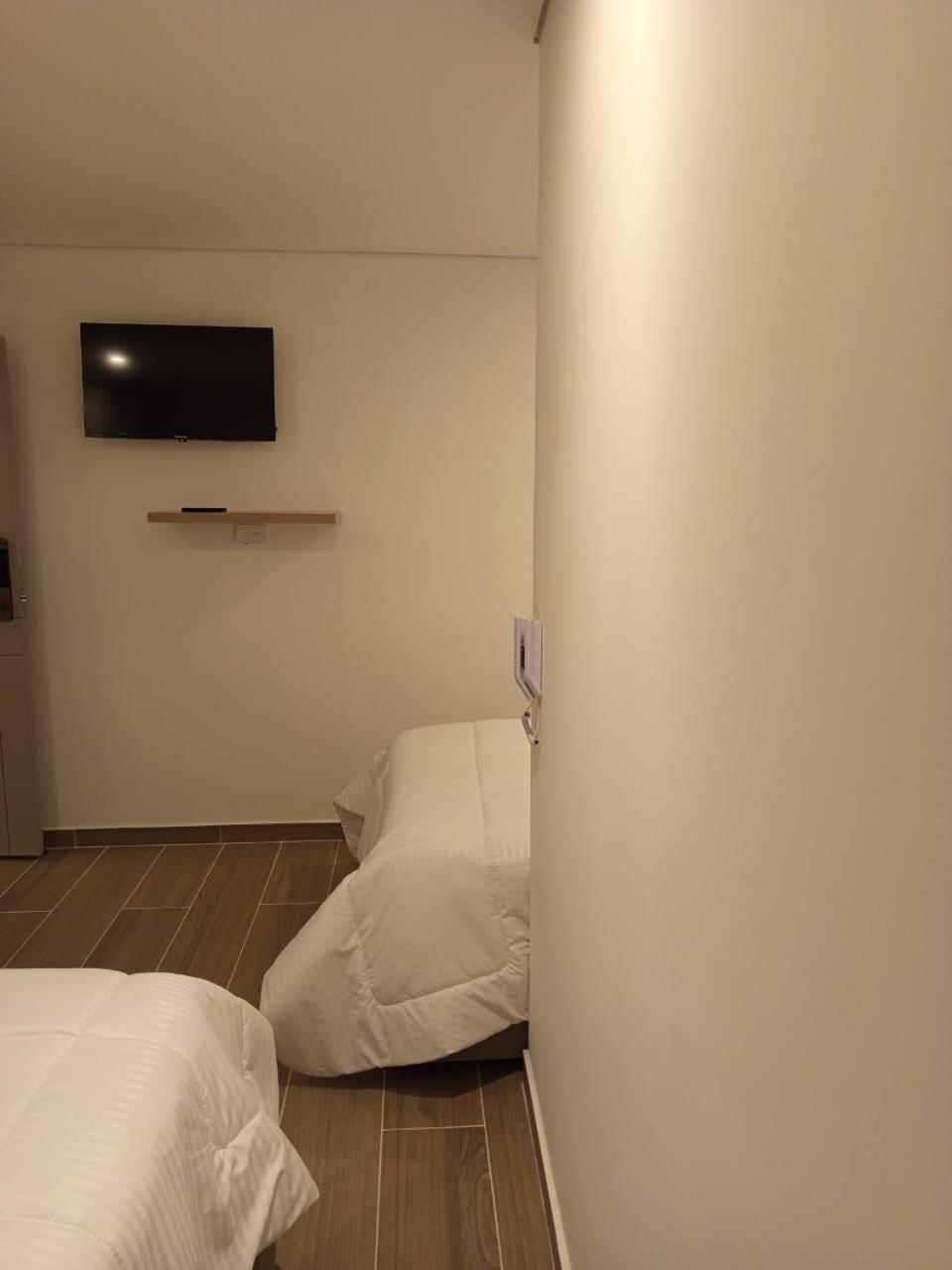 Hotel Saron Bogota Exterior photo