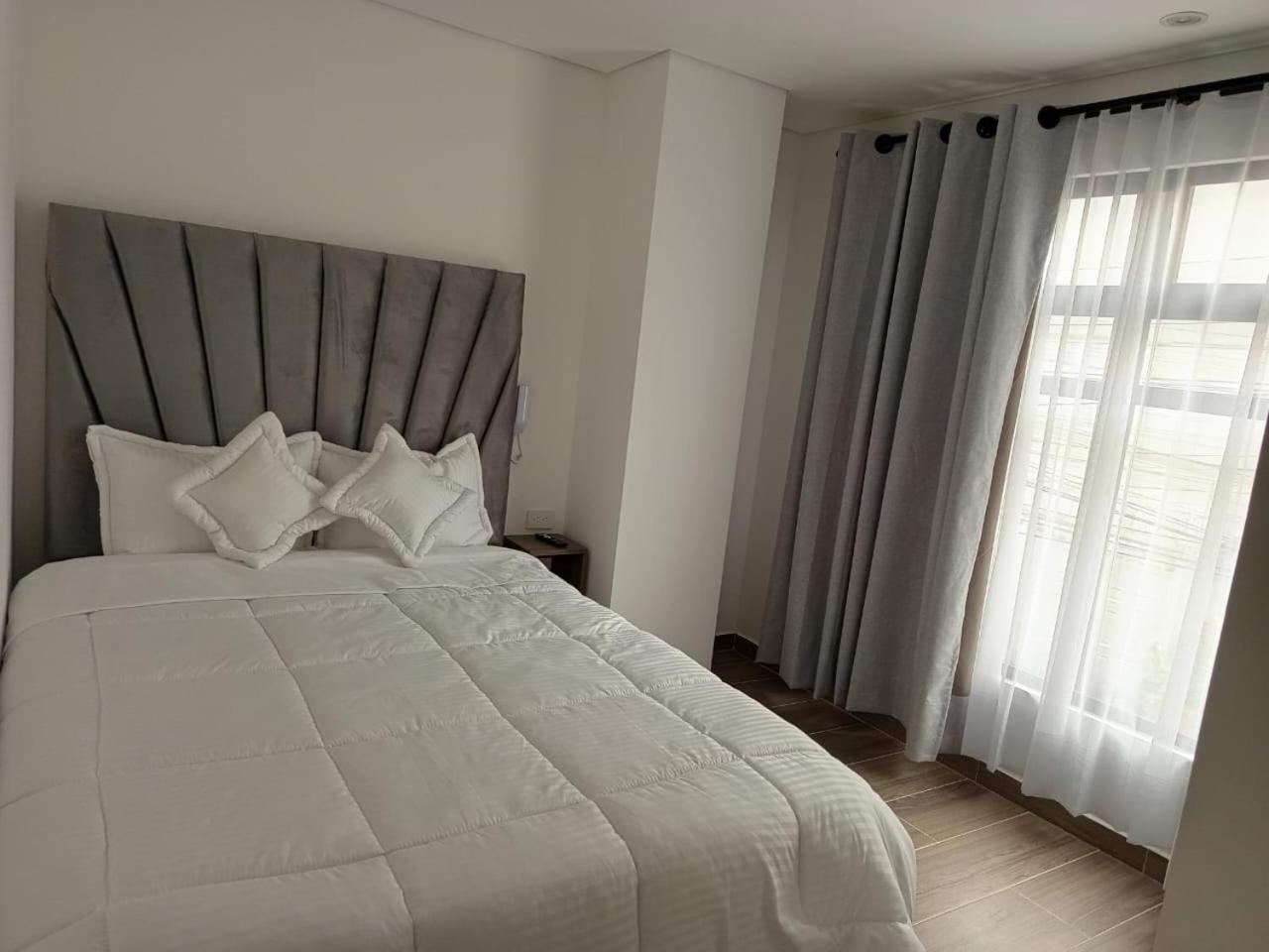 Hotel Saron Bogota Exterior photo