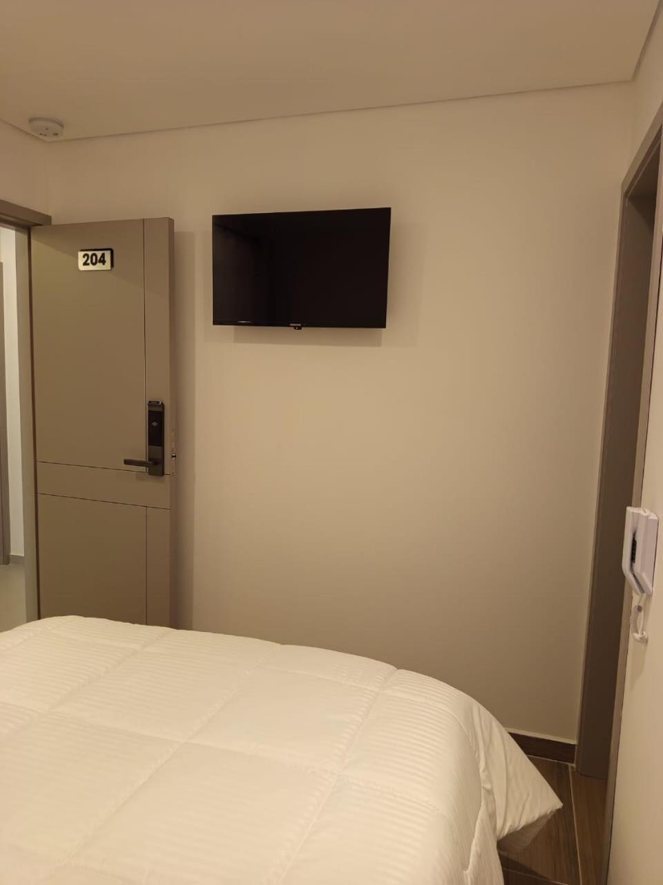 Hotel Saron Bogota Exterior photo